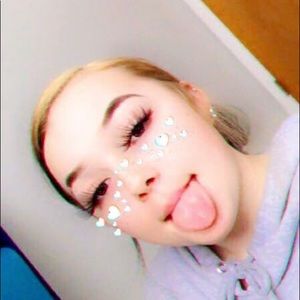 Meet your Posher, Azlynn